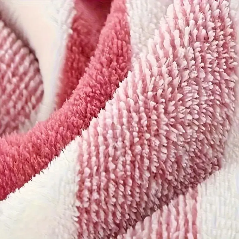 1729480558744804260_2